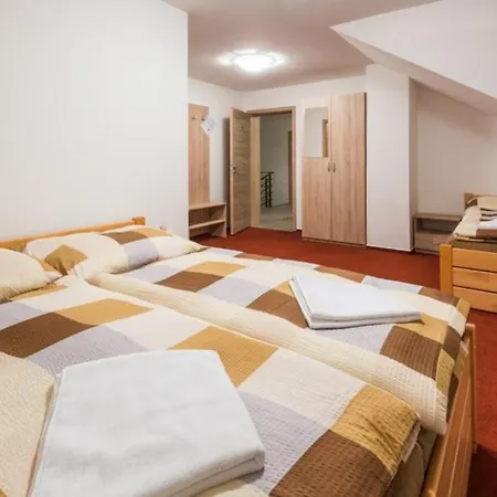 Urbársky Dom Apartamento *